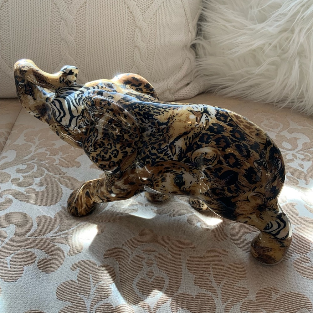 Small LaVie elephant